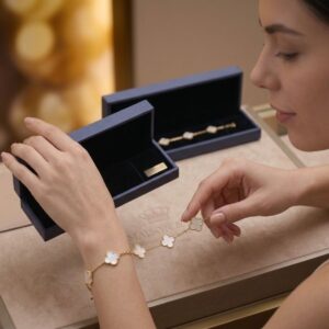 سوار "لمسة أنثى" – Hazati Clover Luxe